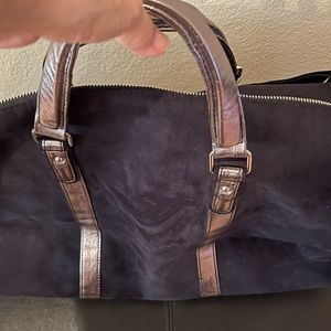 Tote Large in Suede w silver leather-like straps